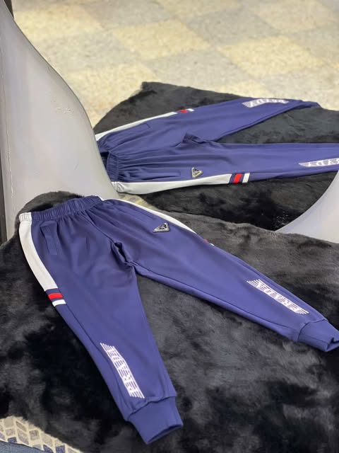 Ensemble Prada 2 pièces (veste + pantalon) – 6 à 14 ans