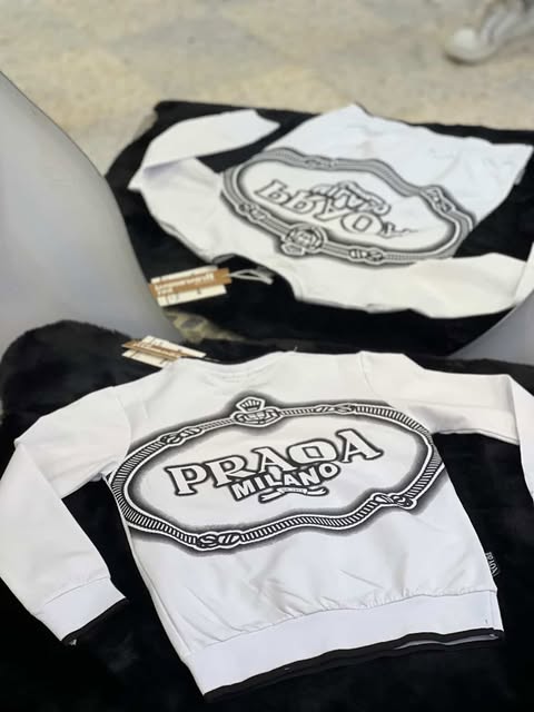 T-Shirt Prada Classique – Enfant (8 à 16 ans)
