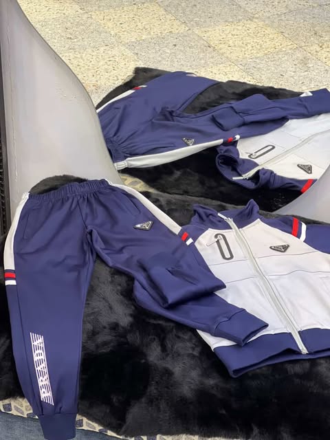 Ensemble Prada 2 pièces (veste + pantalon) – 6 à 14 ans