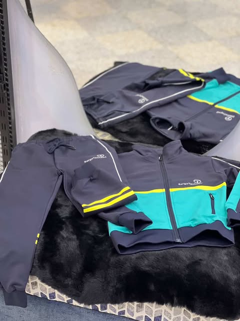 Ensemble Sergio Tacchini (2 à 6 ans)