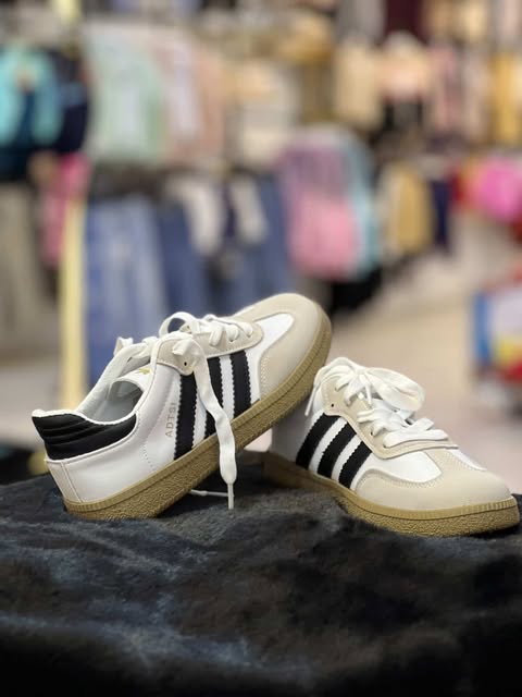 ADIDAS SAMBA – Confort, Qualité et Élégance