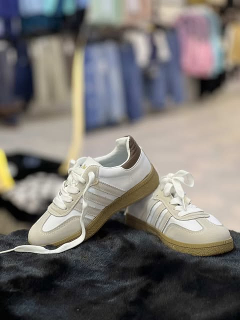 ADIDAS SAMBA – Confort, Qualité et Élégance