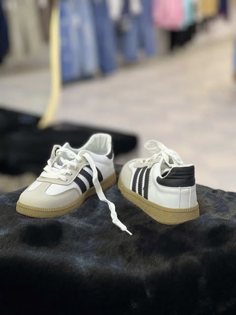 ADIDAS SAMBA – Confort, Qualité et Élégance