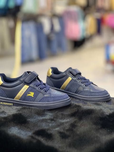 Burberry Shoes – Look Chic et Moderne